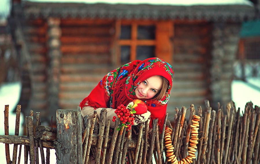 Sexy girl Women in Slavic costumes in Yaounde