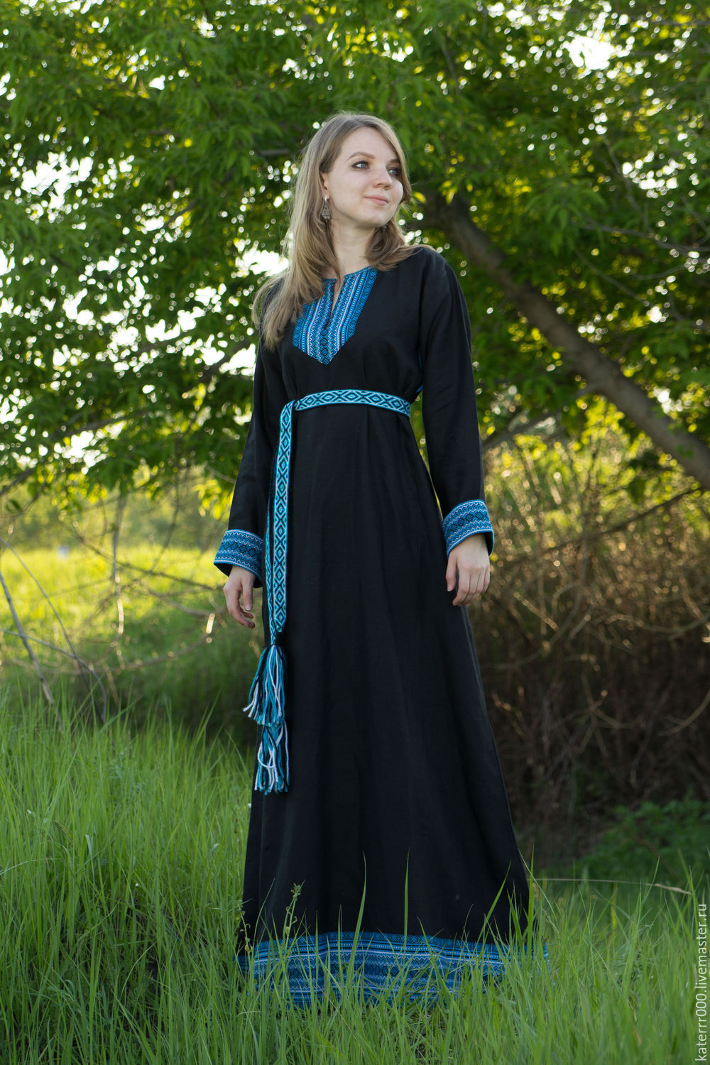 Women in Slavic costumes in Yaounde